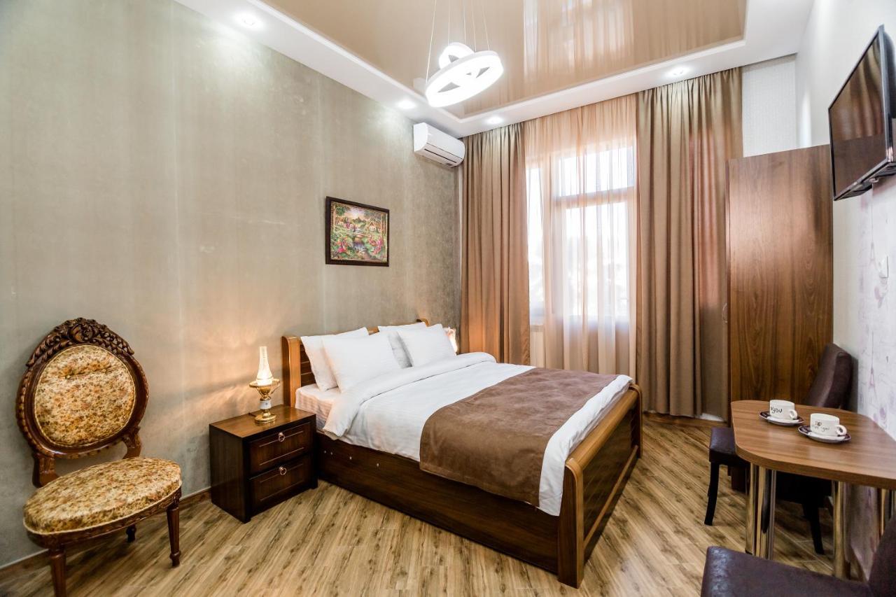 George Hotel ティビリシ エクステリア 写真