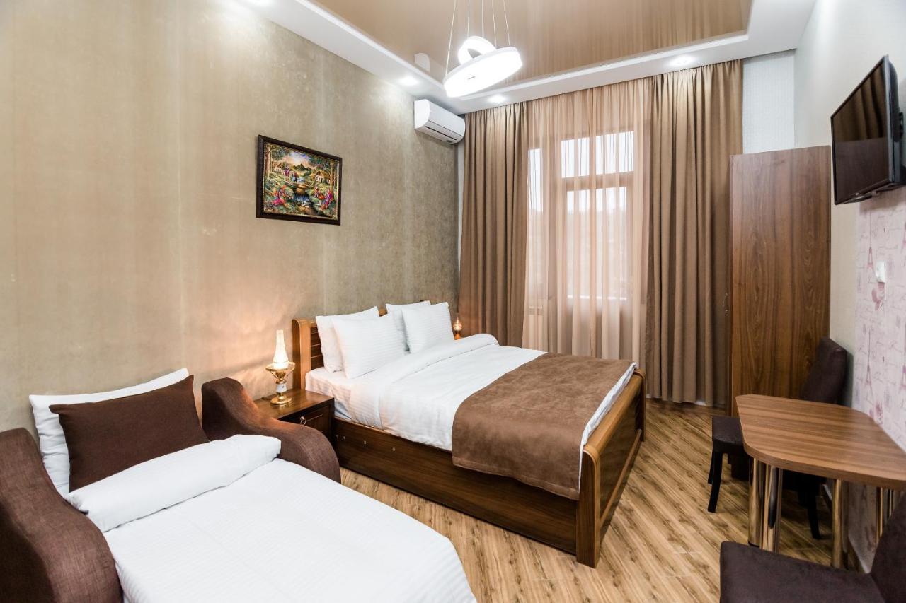 George Hotel ティビリシ エクステリア 写真