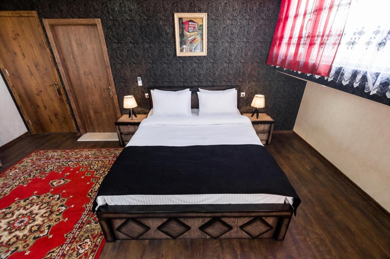 George Hotel ティビリシ エクステリア 写真