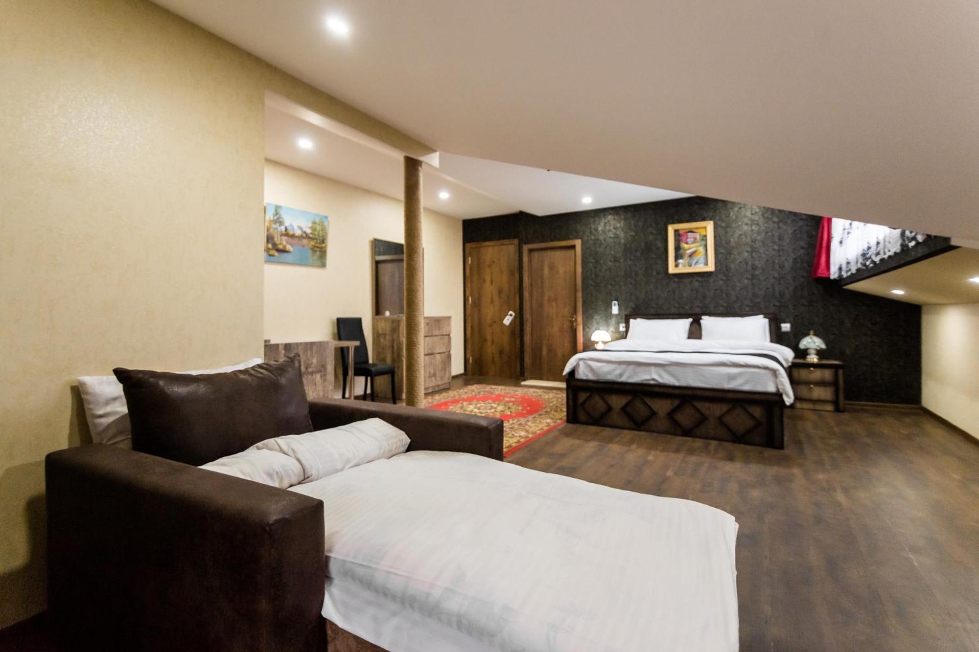 George Hotel ティビリシ エクステリア 写真