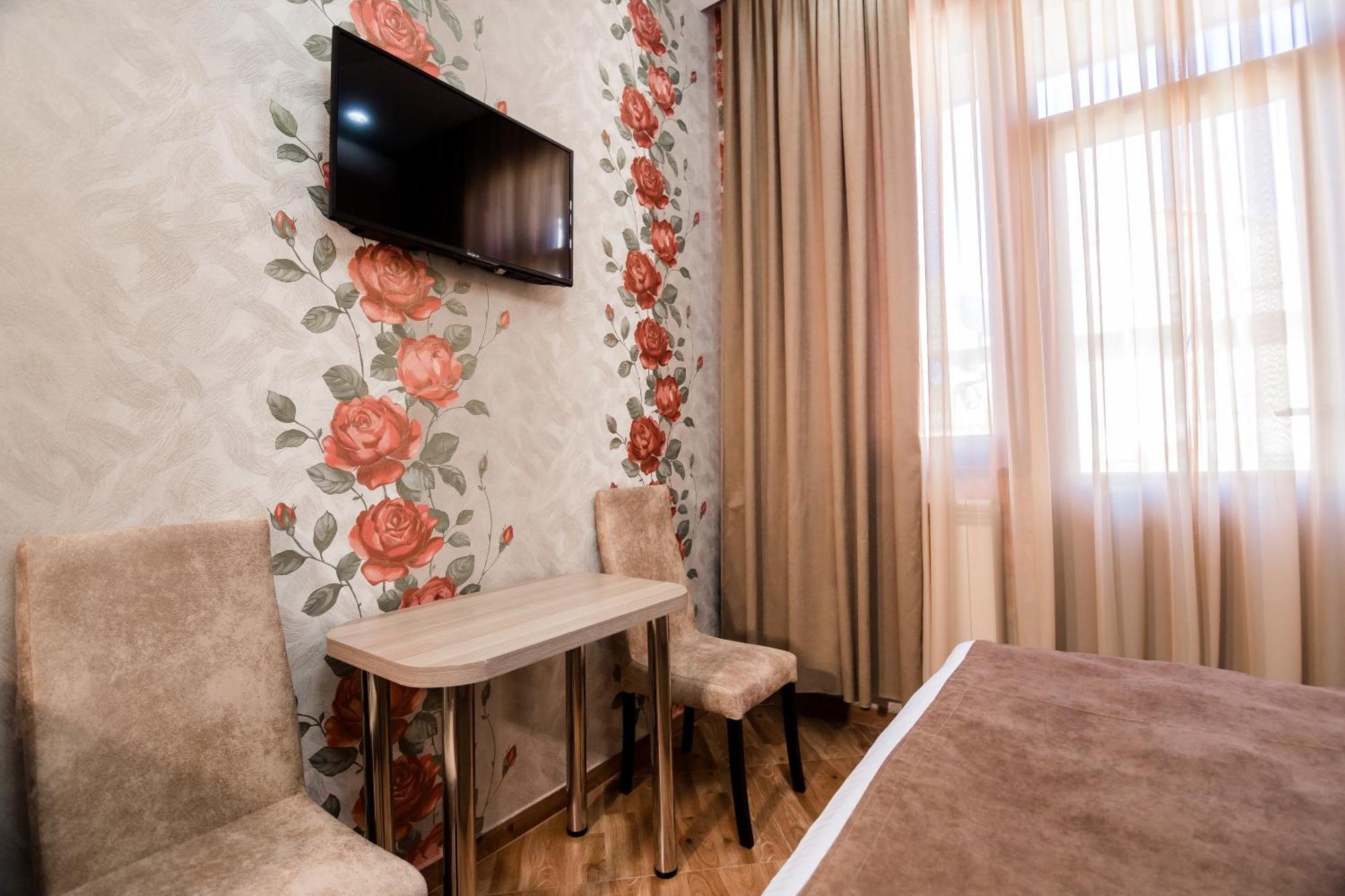 George Hotel ティビリシ エクステリア 写真