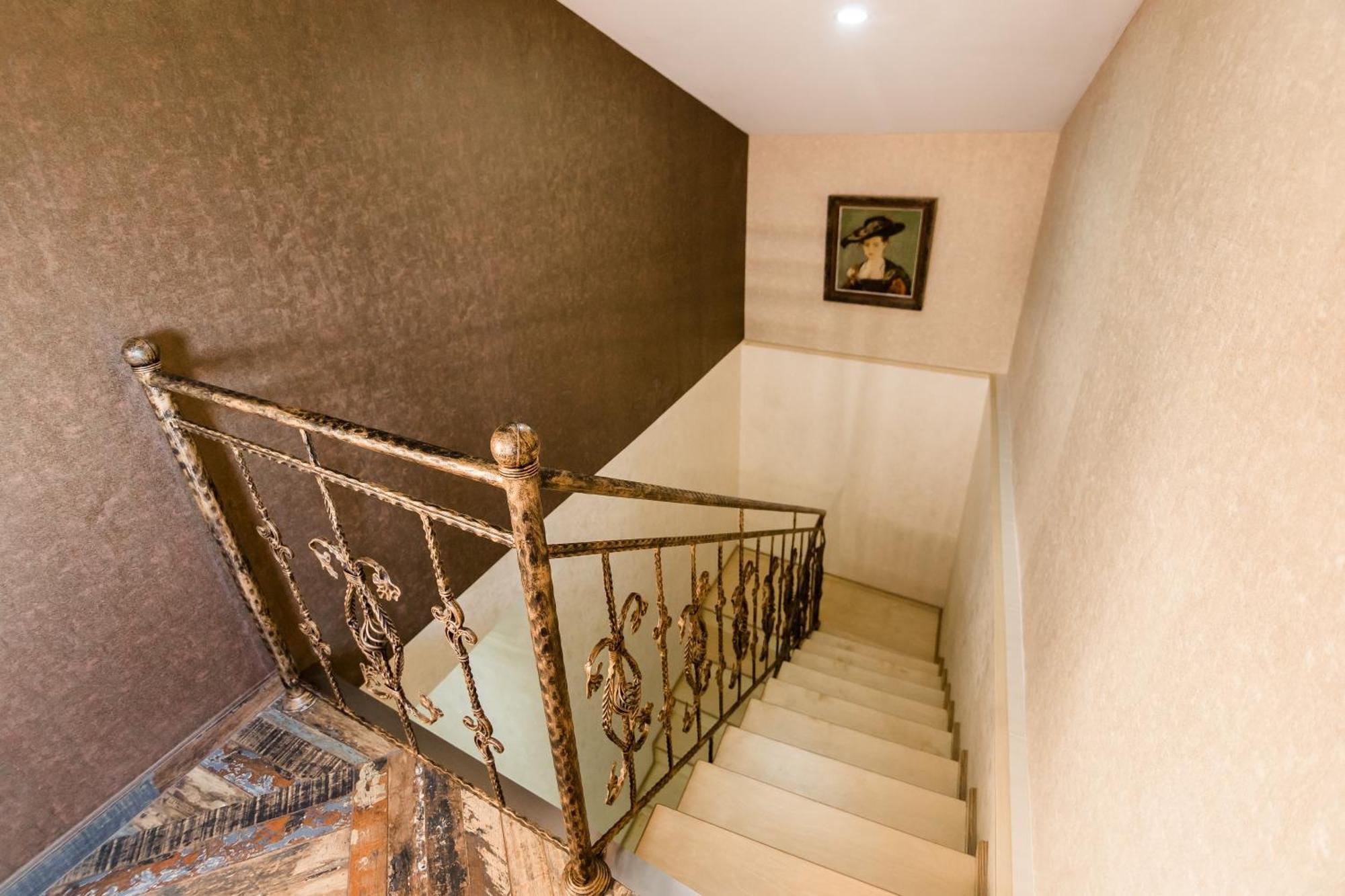 George Hotel ティビリシ エクステリア 写真